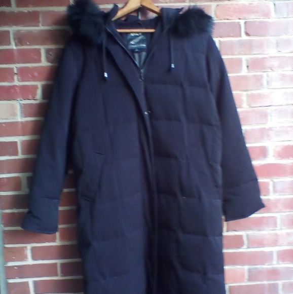 BROWNY  DOWN & FEATHER WINTER COAT - Picture 1 of 7
